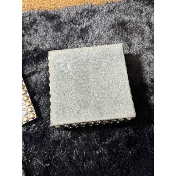 Dransfield & Ross Gray Crocodile Dark Red Coasters Set of 4 Embossed Nail Trim - Picture 7 of 9